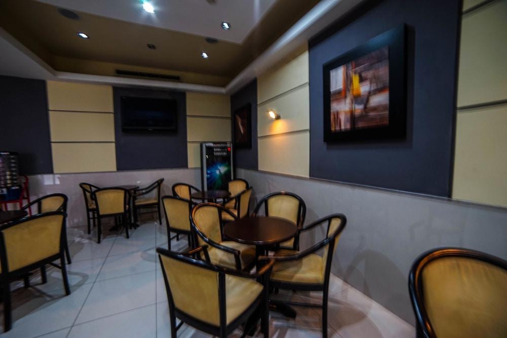 Coral Hotel เซนต์พอลส์เบย์ ภายนอก รูปภาพ