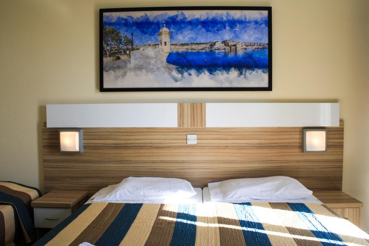 Coral Hotel เซนต์พอลส์เบย์ ภายนอก รูปภาพ